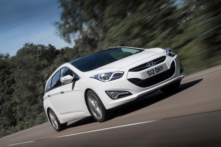  Hyundai i40 Tourer 2014 года  (UK) (фото 12 из 73)